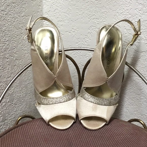 Audrey Brooke Shoes - Gold wedding high heels